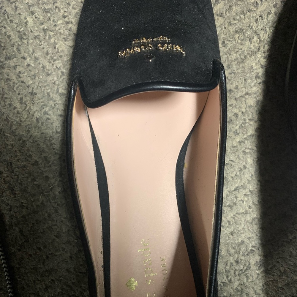 Size 7.5 Kate spade black flats.